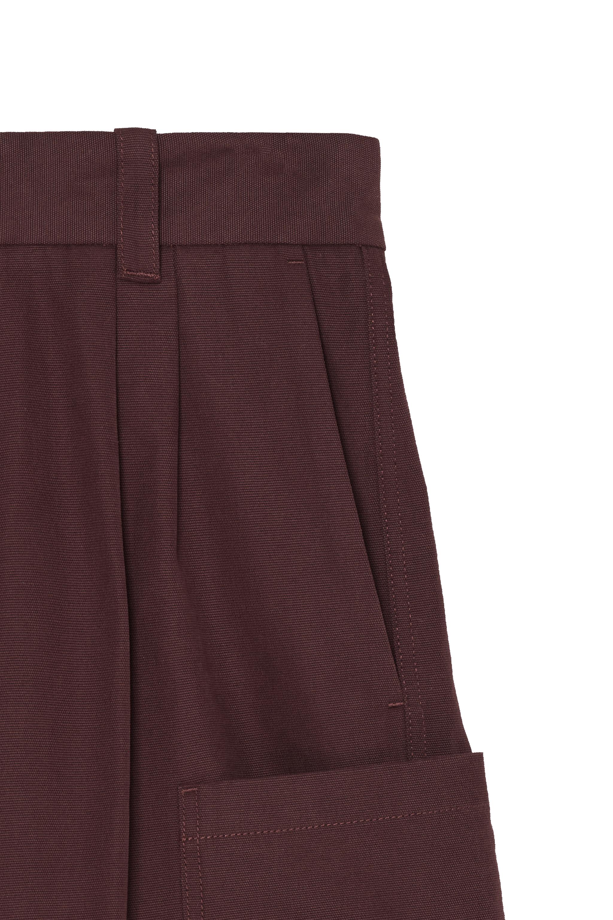 RELAXED FIT PLEATED CARGO SHORTS